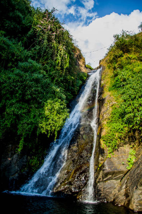 bhagsu waterfall