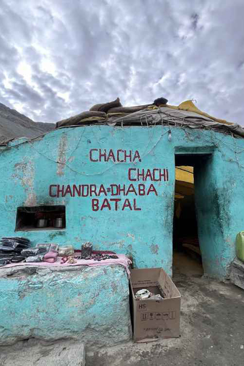 Manali to Chandratal Lake Tour blog images chandra dhaba, batal