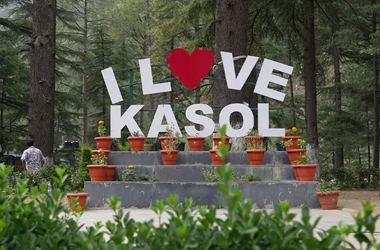 Manali to Chandratal Lake Tour kasol nature