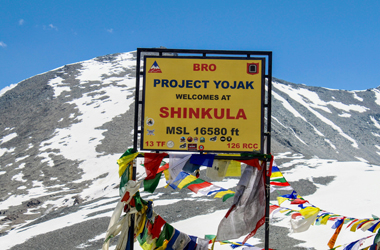 Kasol Manikaran Sightseeing Tour shinkula pass 1